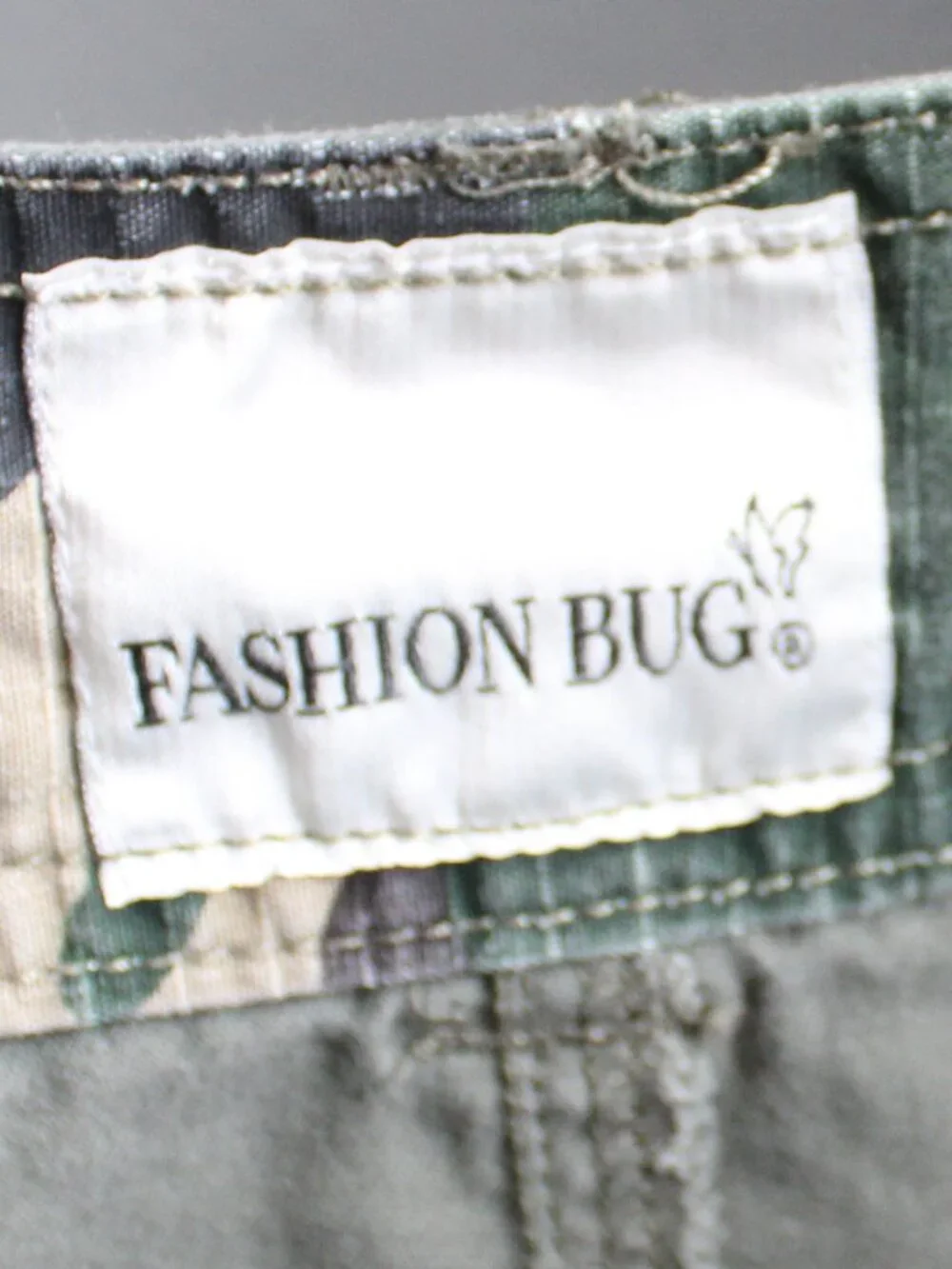 Vintage Y2K Fashion Bug Military Green Cargo Grunge Mini Skirt Size 16